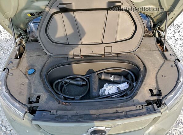 YV4ED3UR6N2711005 2022 VOLVO XC40 Green Widok komory silnika