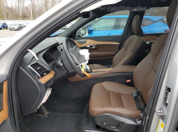 YV4H60CE3R1231990 2024 VOLVO XC90 Silver 