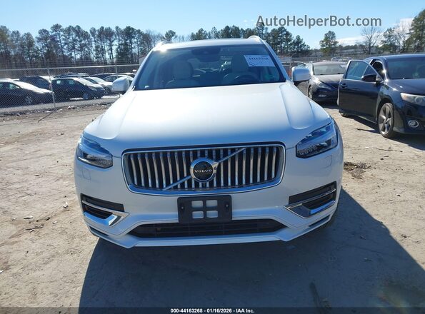 YV4H60CLXN1828224 2022 VOLVO XC90 RECHARGE PLUG-IN HYBRID White Вид щитка приладів