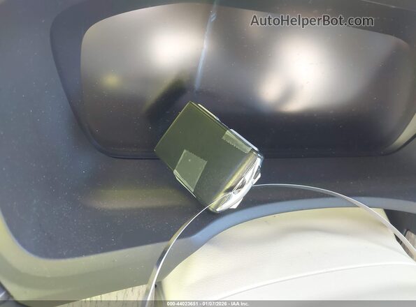 YV4H60CLXN1859411 2022 VOLVO XC90 RECHARGE PLUG-IN HYBRID Beige Widok deski rozdzielczej