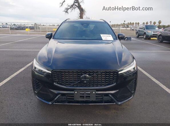 YV4H60DJ3R1842467 2024 VOLVO XC60 RECHARGE PLUG-IN HYBRID Black Vista interior trasera