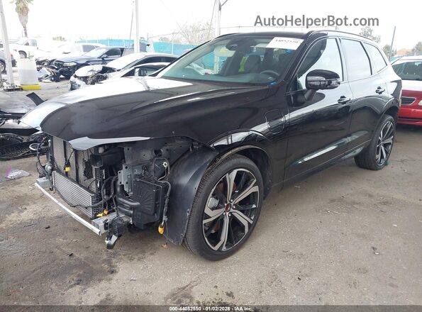 YV4H60DM3R1944927 2024 VOLVO XC60 RECHARGE PLUG-IN HYBRID Black Առջևի ձախ երեք քառորդ տեսարան