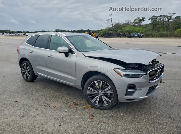 YV4H60DN1P1219378 2023 VOLVO XC60 Silver Передня права чверть