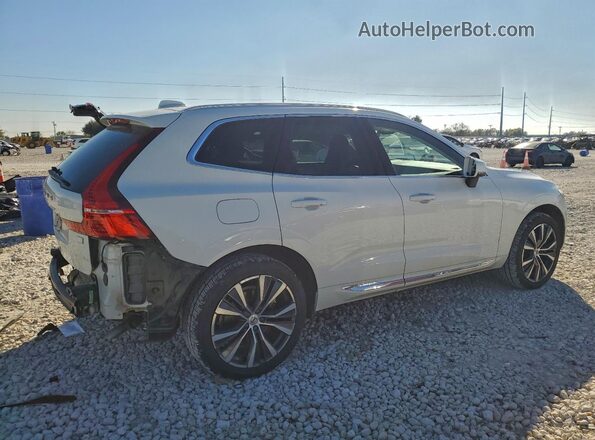YV4H60DZ6N1032895 2022 VOLVO XC60 White Trasero derecho