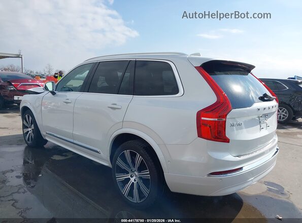 YV4H60LE8R1212139 2024 VOLVO XC90 RECHARGE PLUG-IN HYBRID White Trasero izquierdo