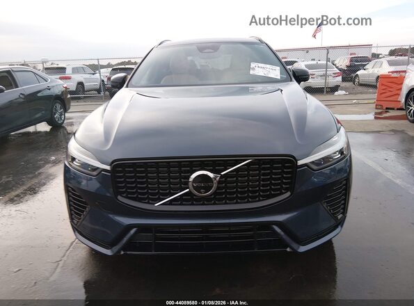 YV4H60RM3S1033673 2025 VOLVO XC60 PLUG-IN HYBRID Dark Blue Սարքավորումների վահանակի տեսք