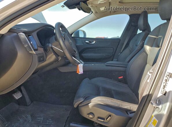 YV4L12DA3P1226267 2023 VOLVO XC60 Gray Սալոնի դիմացի տեսք