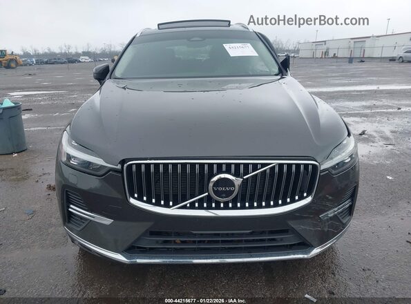 YV4L12DL9N1003164 2022 VOLVO XC60 Brown Widok deski rozdzielczej