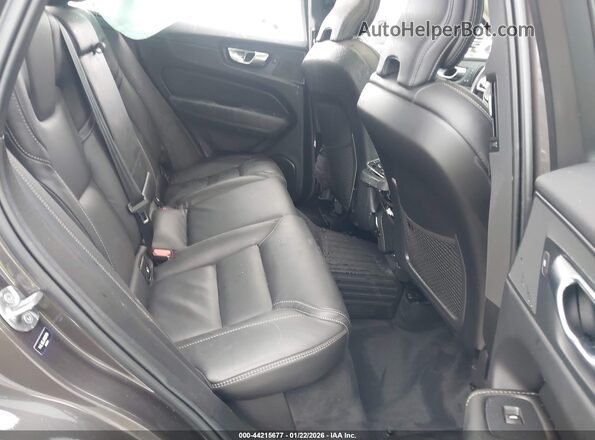 YV4L12DL9N1003164 2022 VOLVO XC60 Brown Widok naklejki z numerem VIN