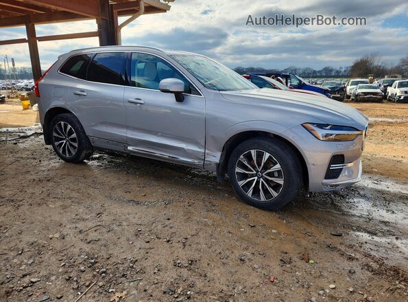 YV4L12DN3P1319549 2023 VOLVO XC60 Silver Delantero derecho