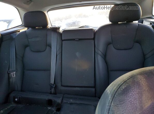 YV4L12RK4N1025816 2022 VOLVO XC60 Silver Rear seats view