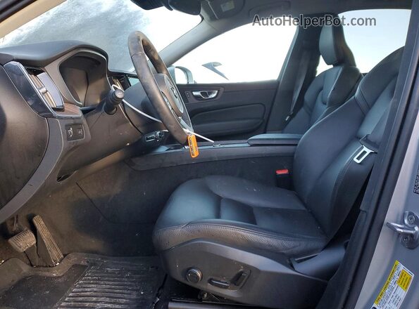 YV4L12RK4N1025816 2022 VOLVO XC60 Silver Front interior view