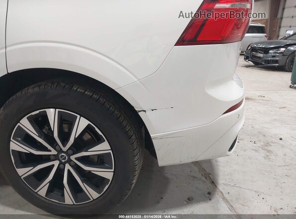 YV4L12RK5R1783587 2024 VOLVO XC60 White 