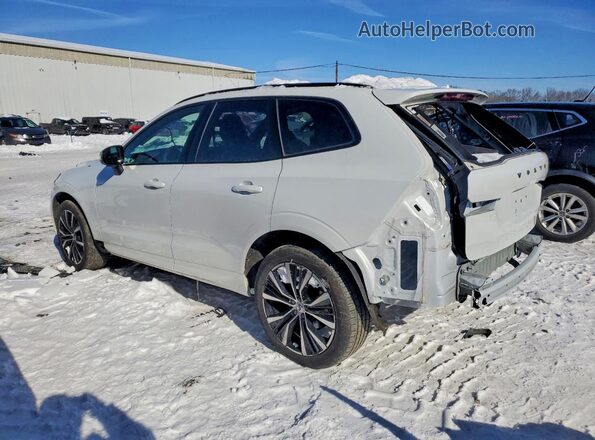 YV4L12RL4R1924996 2024 VOLVO XC60 White 