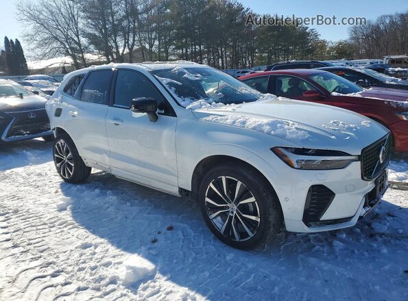 YV4L12RL4R1924996 2024 VOLVO XC60 White 