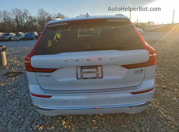 YV4L12RN4P1271794 2023 VOLVO XC60 White Հետևի տեսք