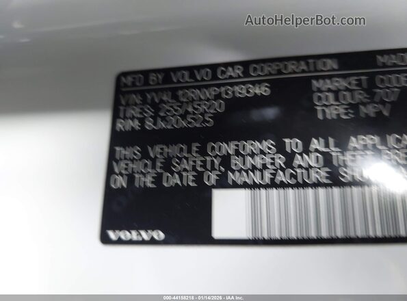 YV4L12RNXP1319346 2023 VOLVO XC60 White 