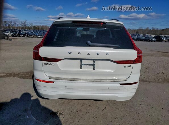 YV4L12RV9P1197370 2023 VOLVO XC60 White Հետևի տեսք