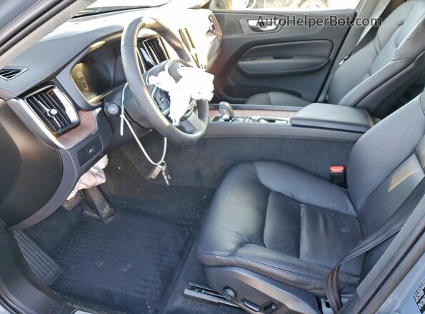 YV4L12RWXP1389275 2023 VOLVO XC60 Blue Vista interior delantera
