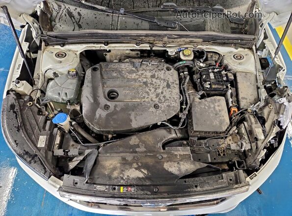 YV4L12UK2P2029173 2023 VOLVO XC40 Белый Вид подкапотного пространства