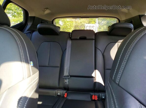 YV4L12UL1R2379678 2024 VOLVO XC40 Серый Вид задних сидений