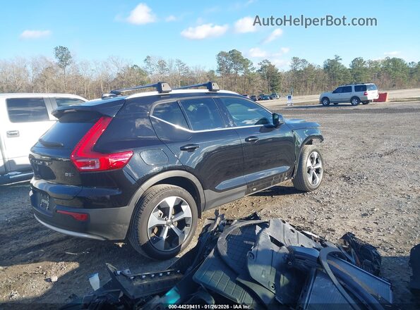 YV4L12UN0P2926079 2023 VOLVO XC40 Black Trasero derecho