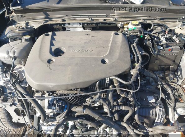 YV4L12UN0P2926079 2023 VOLVO XC40 Black Vista trasera