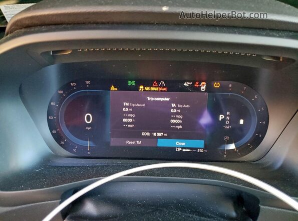 YV4L12UN4P2090843 2023 VOLVO XC40 Silver Սարքավորումների վահանակի տեսք