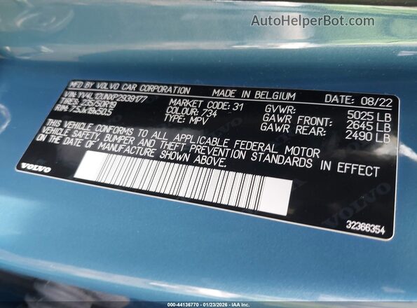 YV4L12UNXP2939177 2023 VOLVO XC40 Blue Widok komory silnika
