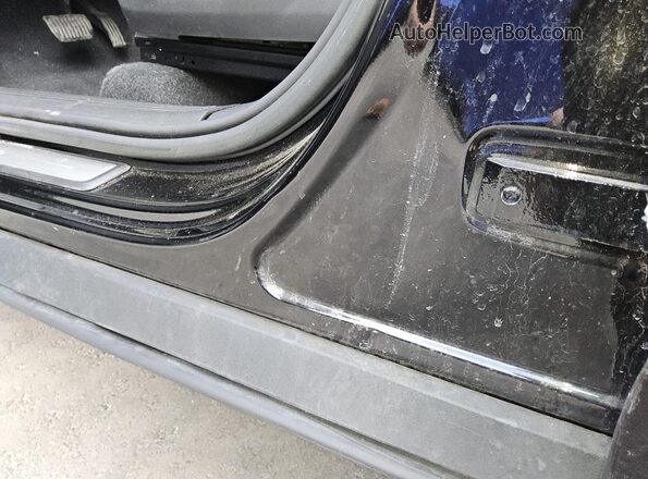 YV4L12UW0P2938483 2023 VOLVO XC40 Black 