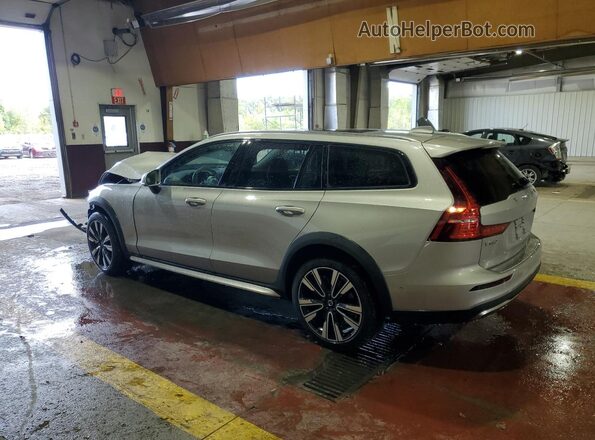YV4L12WL1S2148802 2025 VOLVO V60 Серебряный Задняя левая четверть