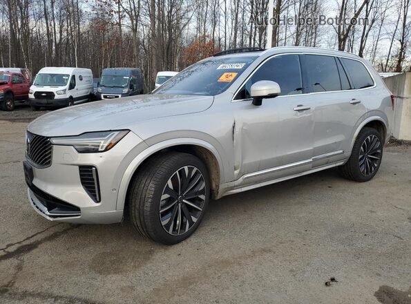 YV4M12PB5S1374258 2025 VOLVO XC90 Silver სალონის 360-გრადუსიანი ხედი