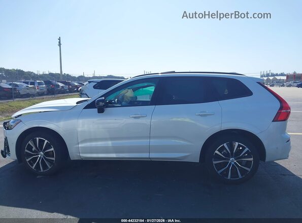 YV4M12RC1S1097288 2025 VOLVO XC60 White Սալոնի հետևի տեսք