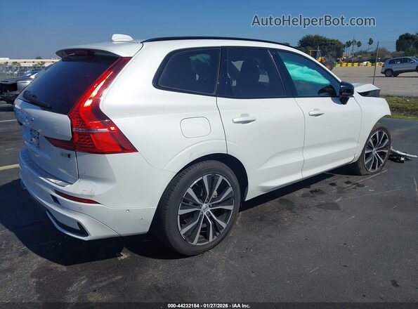 YV4M12RC1S1097288 2025 VOLVO XC60 White Հետևի աջ