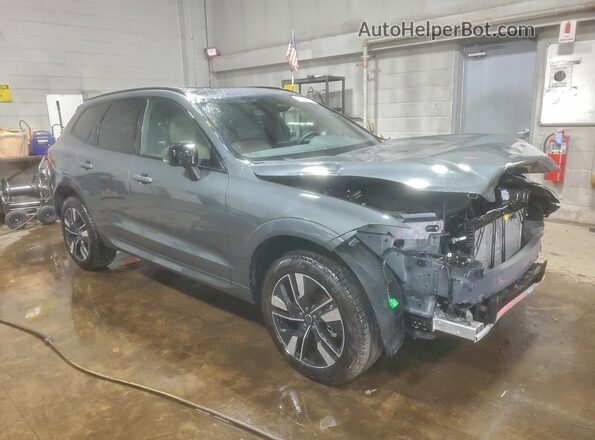 YV4M12RJ9T1299036 2026 VOLVO XC60 Угольный Передняя правая четверть