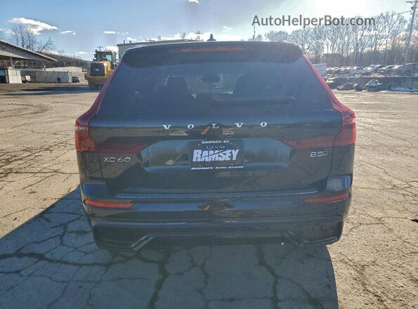 YV4M12RM0T1380615 2026 VOLVO XC60 Черный Вид сзади