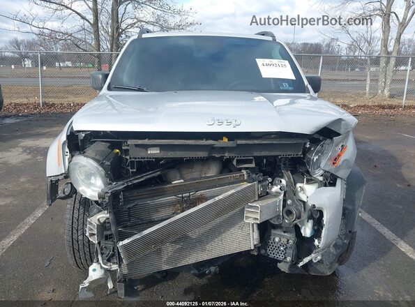 ZACNJBAB1KPK82075 2019 JEEP RENEGADE Silver Widok zestawu wskaźników