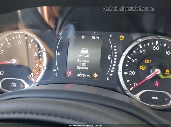 ZACNJDA11NPN82397 2022 JEEP RENEGADE Черный Вид задних сидений