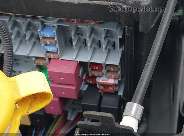 ZACNJDD1XPPP15639 2023 JEEP RENEGADE White 