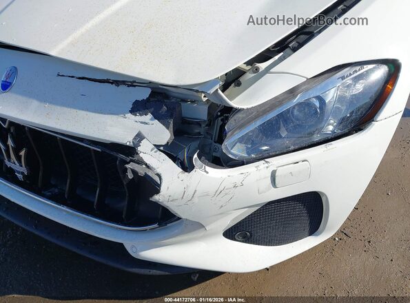 ZAM45VLA3J0255887 2018 MASERATI GRANTURISM White Front view