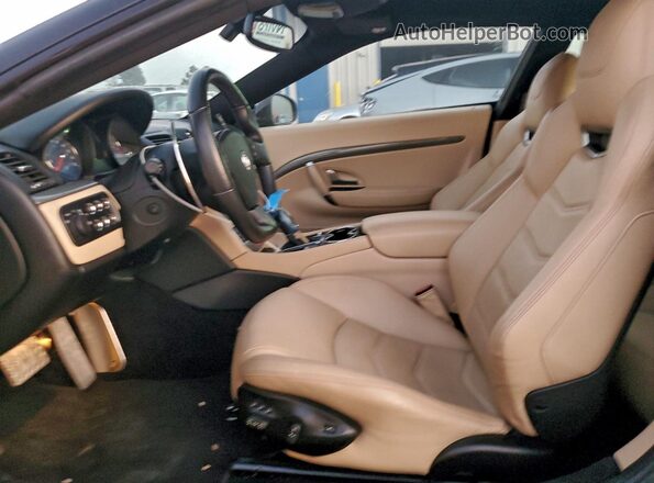 ZAM45VLA4G0174101 2016 MASERATI GRANTURISM Black Вид салону спереду