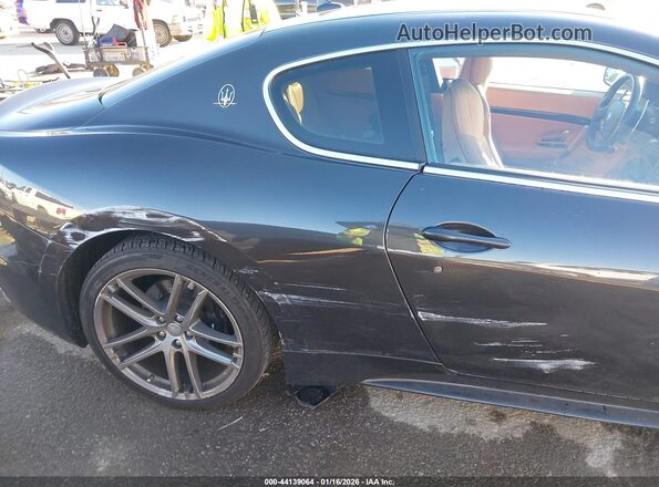 ZAM45VLA4J0271208 2018 MASERATI GRANTURISM Black Front view