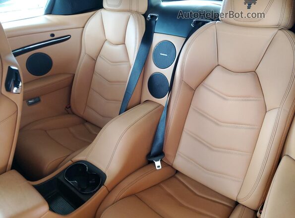 ZAM45VMA8J0280234 2018 MASERATI GRANTURISM Black Rear seats view
