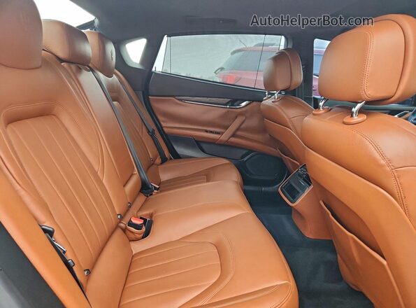 ZAM56RPA5G1190918 2016 MASERATI QUATTROPOR Blue Vista de los asientos traseros