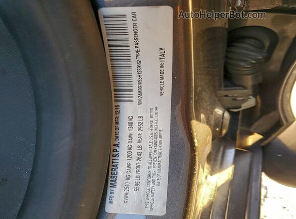 ZAM56RRS5H1233662 2017 MASERATI QUATTROPOR Black Engine compartment view