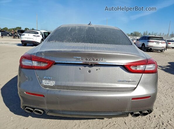 ZAM56YRA2J1290845 2018 MASERATI QUATTROPOR Silver Widok z tyłu