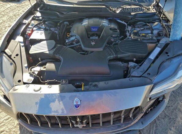 ZAM56YRA2J1290845 2018 MASERATI QUATTROPOR Silver Widok wnętrza z tyłu