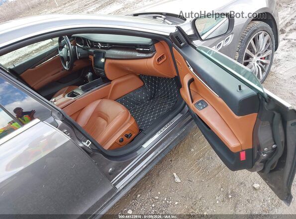 ZAM56YRA2J1295009 2018 MASERATI QUATTROPOR Gray Widok wnętrza z przodu