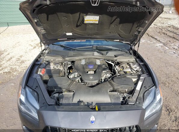ZAM56YRA2J1295009 2018 MASERATI QUATTROPOR Gray Widok z tyłu