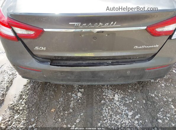 ZAM56YRA2J1295009 2018 MASERATI QUATTROPOR Gray Widok z przodu